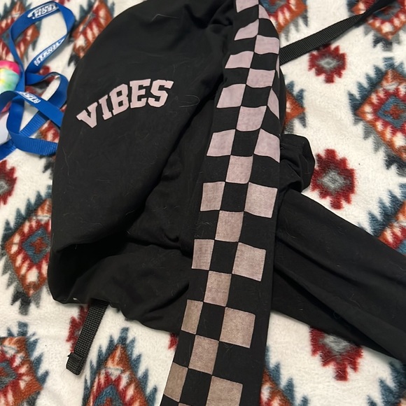 Color- black  Size- small - Picture 3 of 3